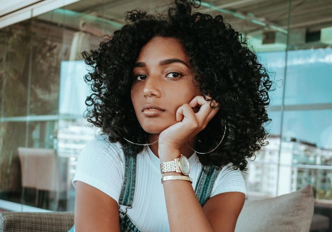 Estos son los únicos cepillos que debes usar si tienes el pelo rizado