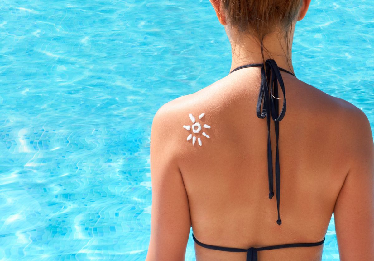 Este es el nivel de protección solar que necesitas si te gusta bañarte en el mar