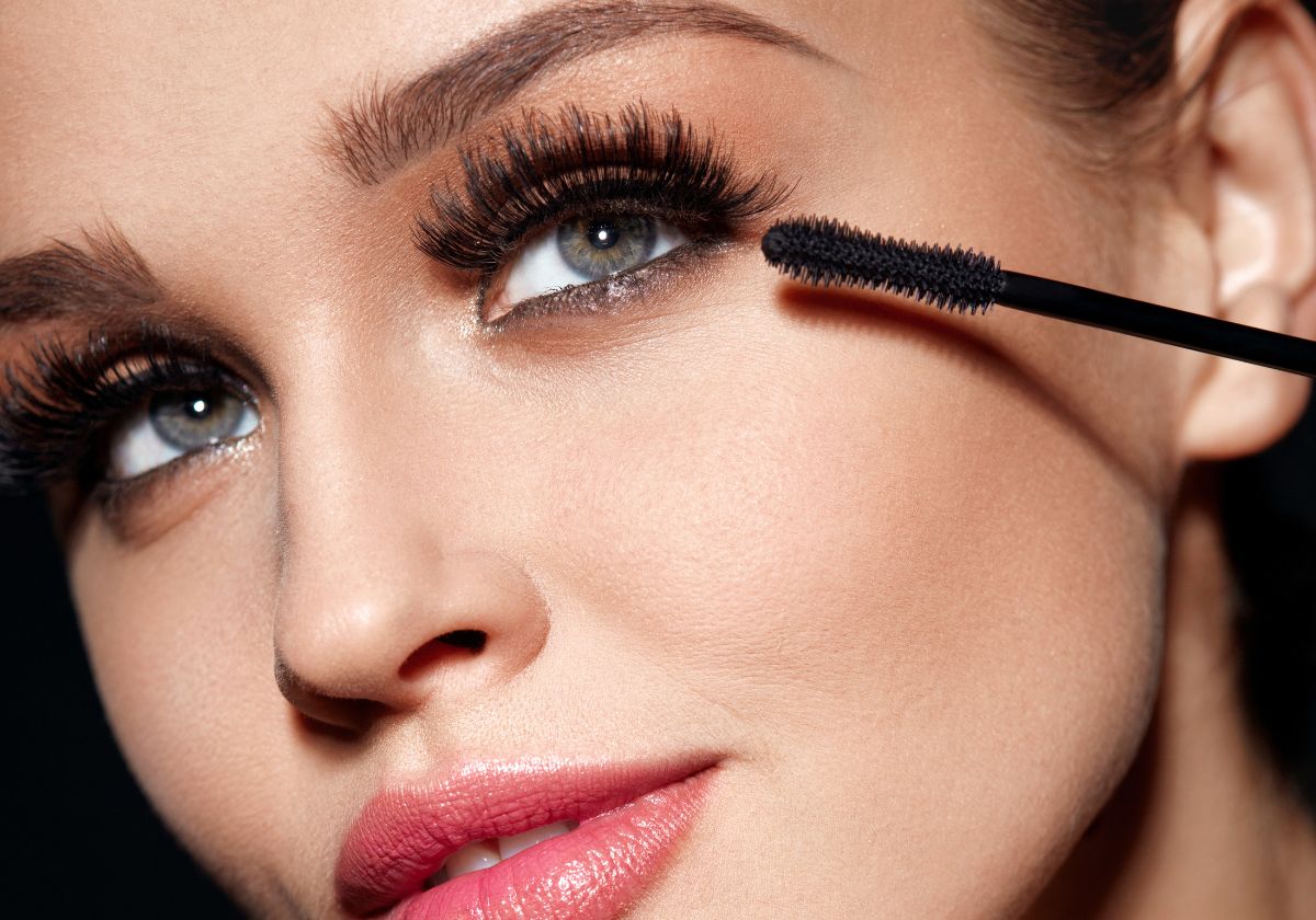 Uklash, el sérum para pestañas que se ha vuelto viral por los resultados