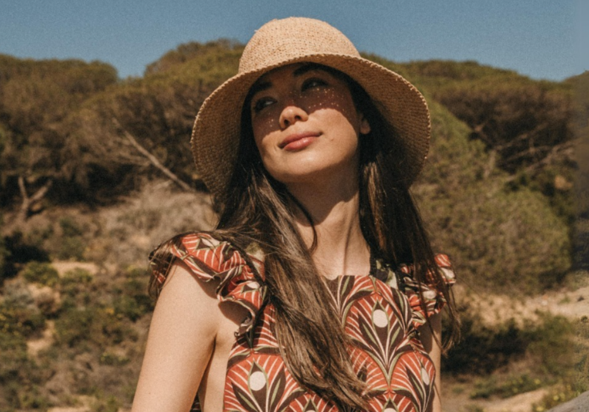 Este es el complemento estrella que sustituye a las pamelas para bodas en 2024