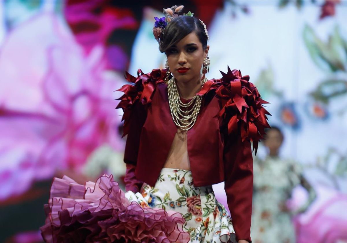 La revolución de la flamenca: las propuestas más arriesgadas protagonizan la segunda jornada de SIMOF 2025