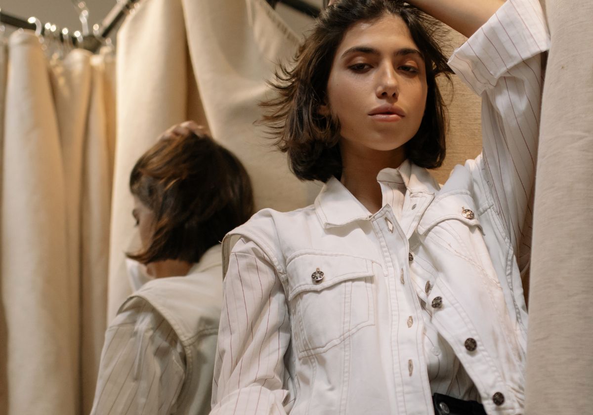 El error más común que cometemos todas en los probadores según los psicólogos: “Nos impacta”