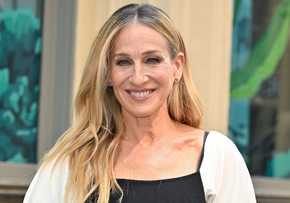 Sarah Jessica Parker sorprende con un vestido hecho en Sevilla: “Se tardó 10 días en hacerlo”