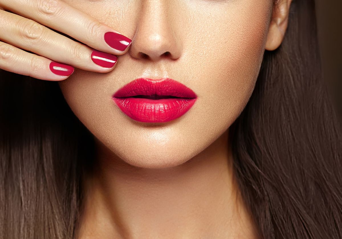 Mar Martínez, maquilladora: “Para disimular las arrugas de los labios hay que…”