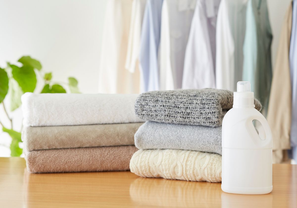 El truco del vinagre para que las toallas queden esponjosas y sequen el doble (incluso con humedad)