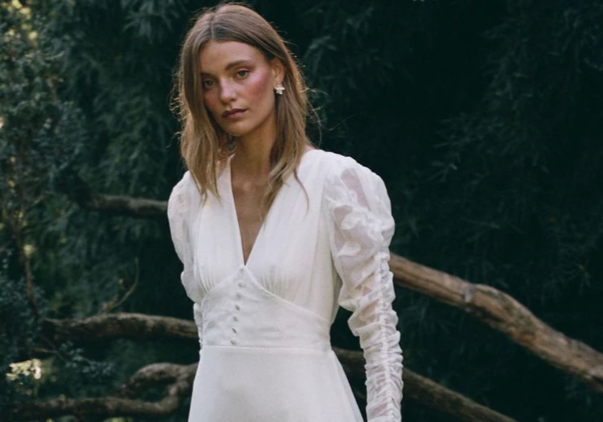 Los elegantes vestidos de novia que puedes comprar en Cortefiel por menos de 70 euros
