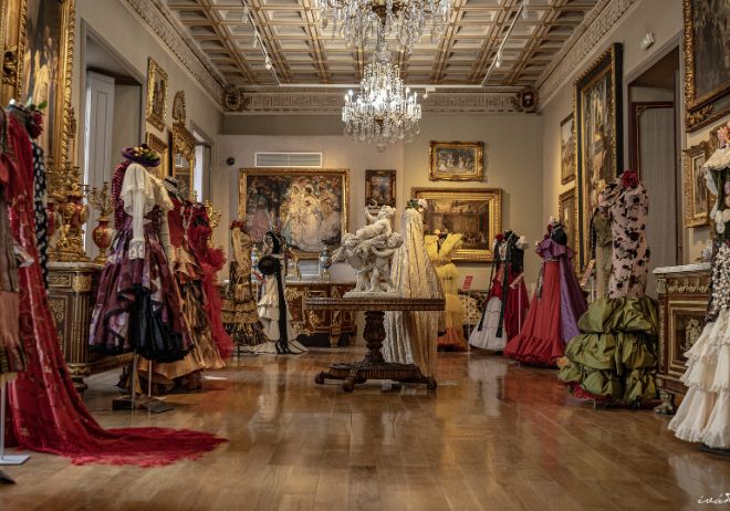 Sevilla acoge ‘Looking for Carmen’, la nueva exposición de moda flamenca inspirada en un mito universal