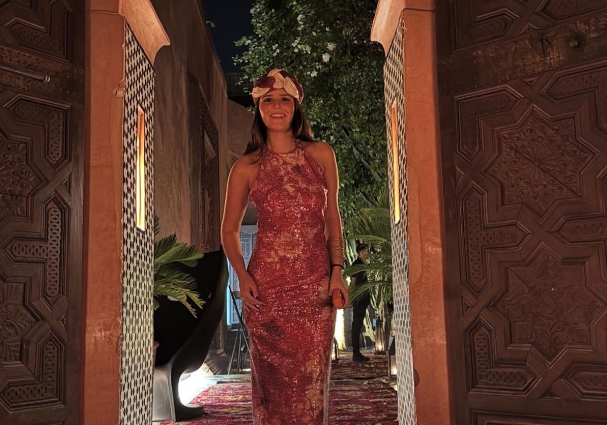 ⁠Tana Rivera homenajea a su abuela Carmina con un look de este conocido diseñador sevillano