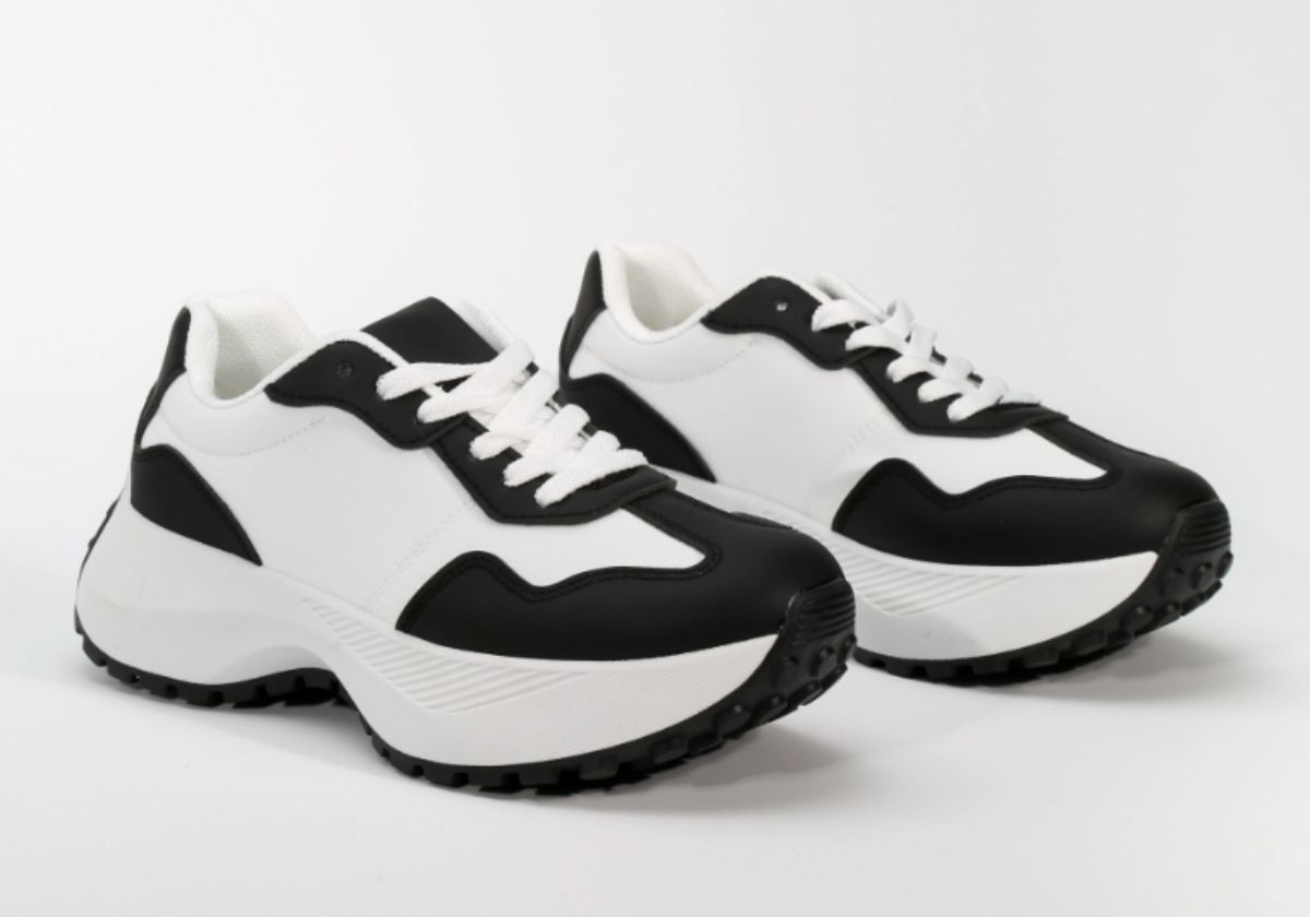 No dan calor, son cómodas y cuestan menos de 30 euros: las zapatillas que más se venden en Marypaz