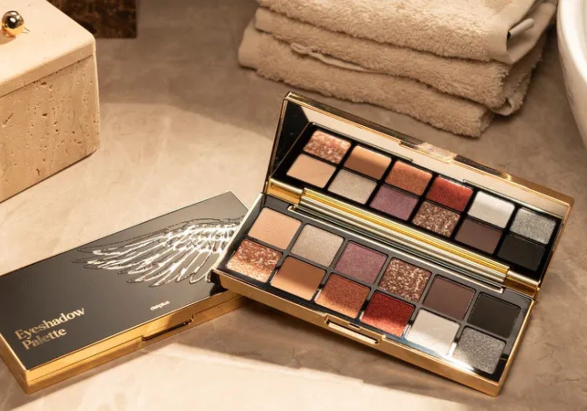 Una paleta de 12 colores y un set de brochas completo: así es la nueva colección de maquillaje de Mercadona de edición limitada