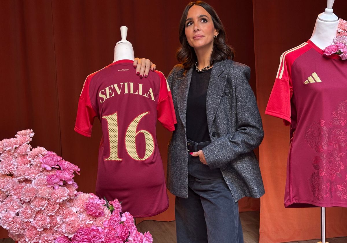 Rocío Osorno sobre el diseño de la nueva camiseta del Sevilla FC: “Mi idea era hacerla toda de lunares”