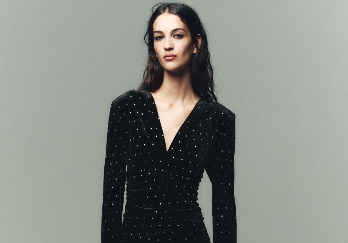 Terciopelo, encajes o lentejuelas: este es el tejido tendencia que debes llevar a tus comidas de Navidad en 2025