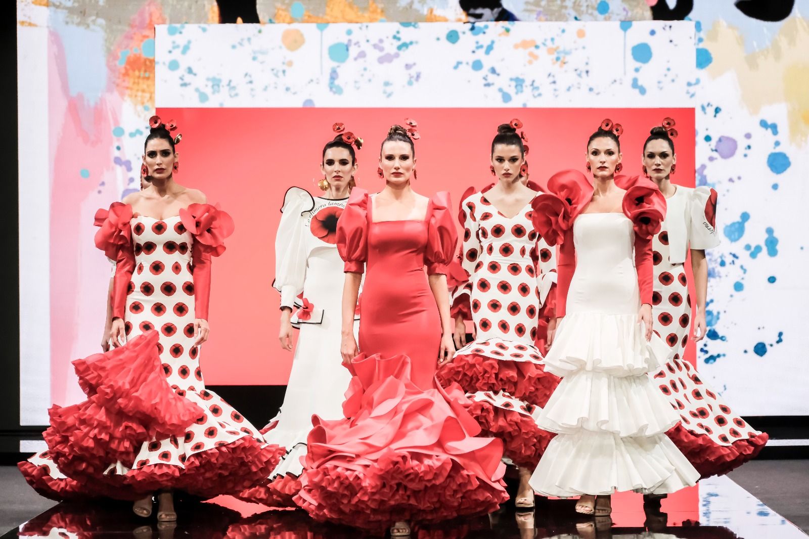 Todos los desfiles del viernes de SIMOF 2026, en imágenes