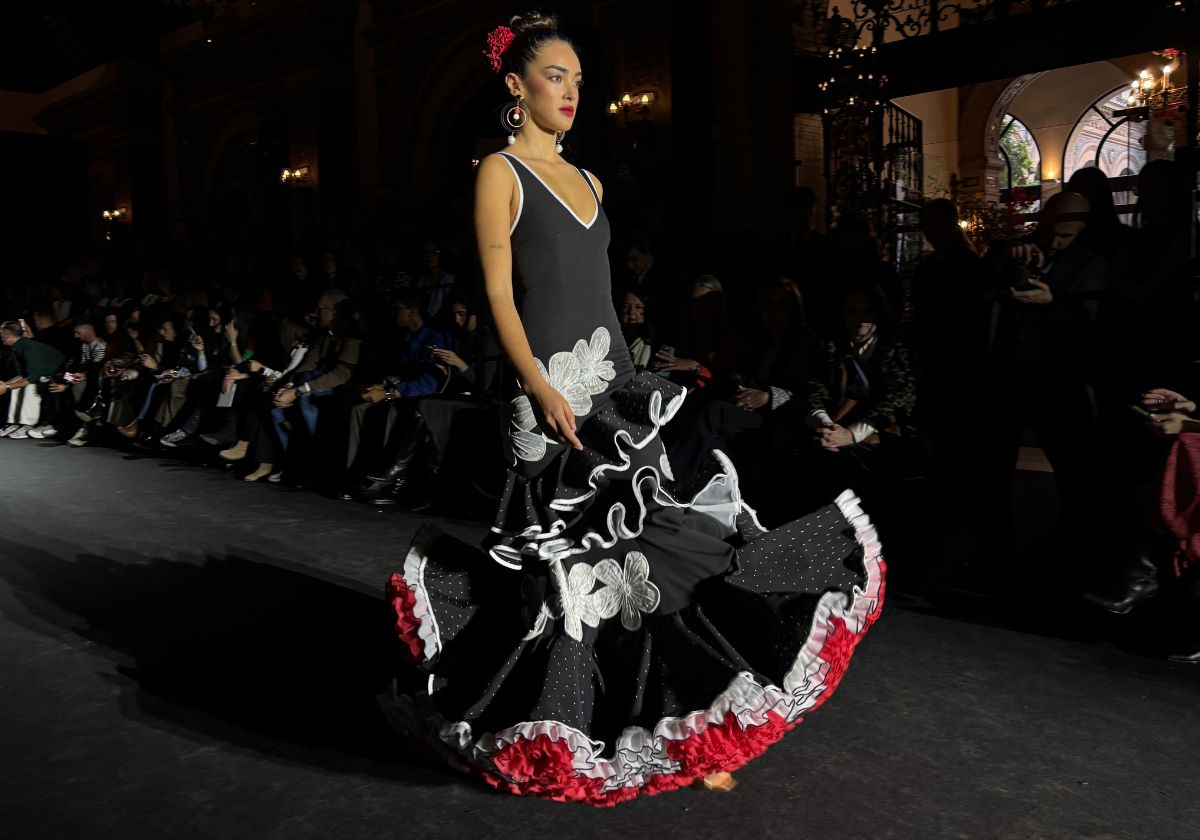 Pomposidad, talle alto y mucha gasa: así destaca la flamenca moderna en la quinta jornada de We Love Flamenco