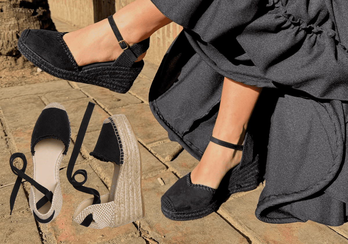 Por qué se usan alpargatas en la Feria de Sevilla: estos son los consejos para llevarlas y no cansarte