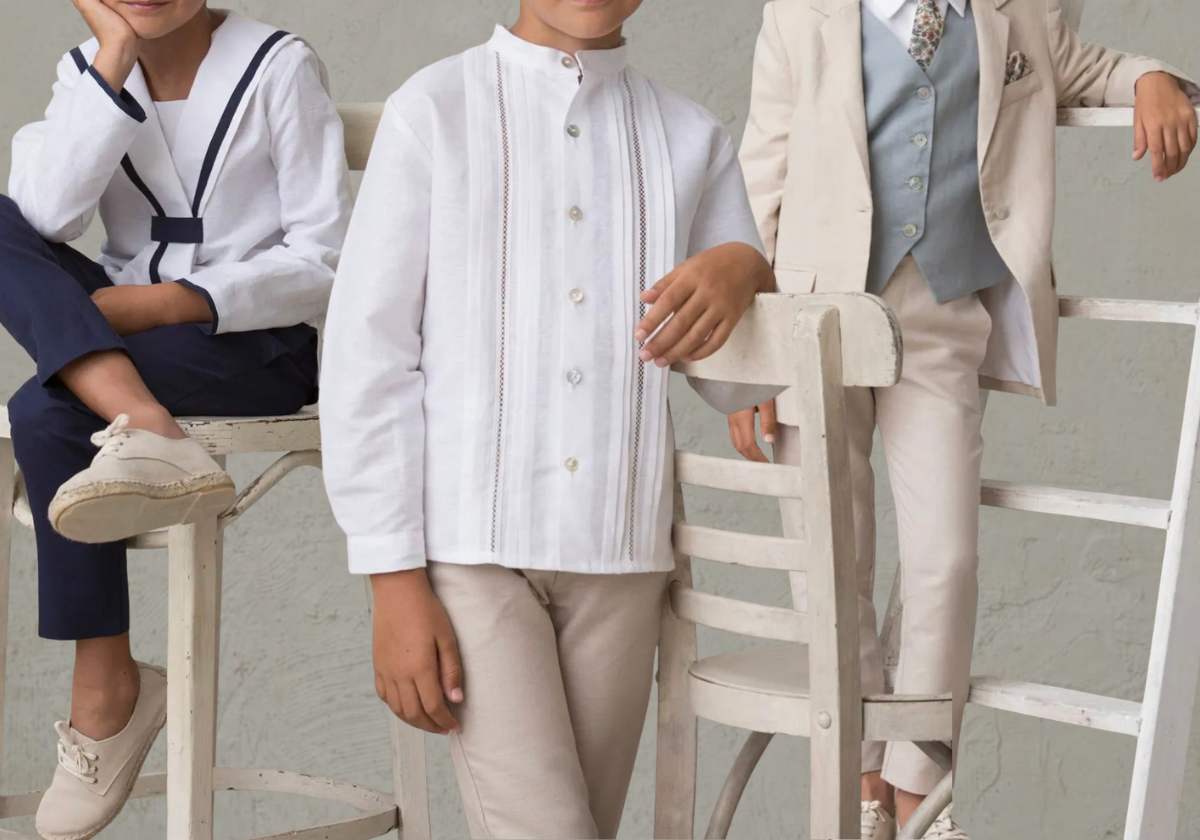 Ni marinero ni traje clásico: estos son los nuevos colores y tejidos para niños de comunión en 2026