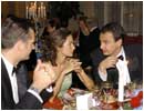   El presidente del Gobierno espa�ol, Jos� Luis Rodr�guez Zapatero, conversa con Telma Ortiz, hermana de Letizia Ortiz, e I�aki Urdangar�n