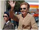 Farah Diba Pahlavi de Ir�n a su llegada al aeropuerto de Barajas