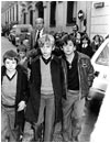 El Pr�ncipe de Asturias junto a sus compa�eros del colegio Nuestra Se�ora de los Rosales