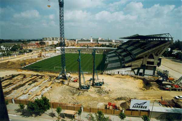 est6.jpg (72785 bytes)