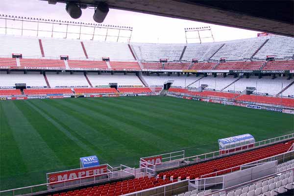 estsev4.jpg (70854 bytes)