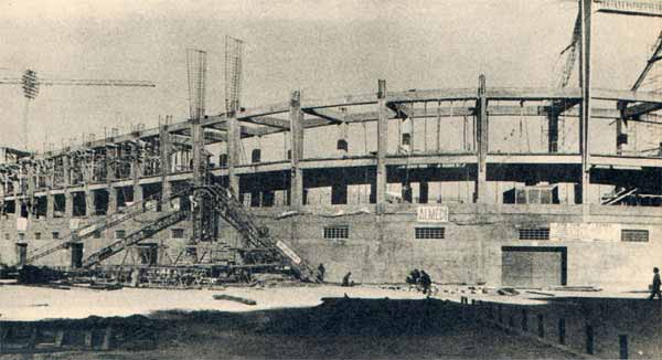 estsev6.jpg (66193 bytes)