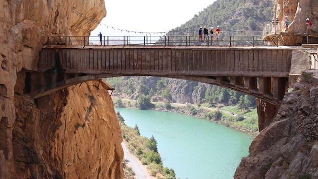 Vista de uno de los puentes del Caminito del Rey