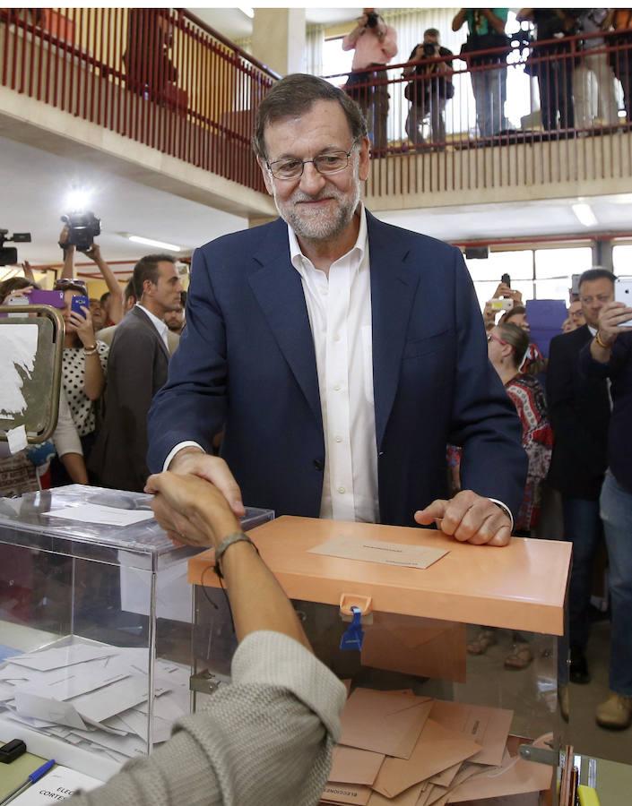 El PP logra el «surpasso» al ganar las elecciones en Andalucía arrebatándole hasta tres escaños al PSOE