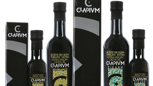 Botellas el aceite de oliva de Priego que se servirá en Lufthansa