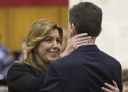 Díaz saludando a Maíllo