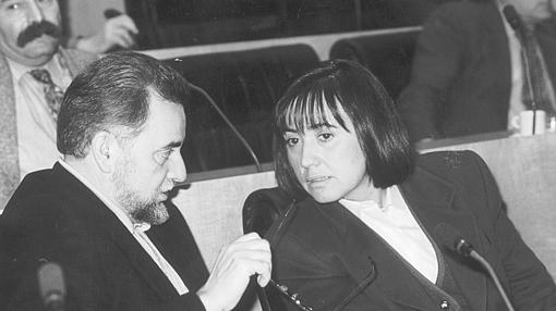 Con Anguita en el Parlamento de Andalucía, a comienzos de los años 90
