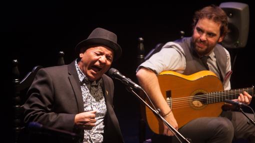 El Pele, durante una actuación en pasadas ediciones de la Noche Blanca del Flamenco