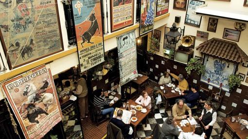 Patio de la taberna San Miguel (El Pisto)