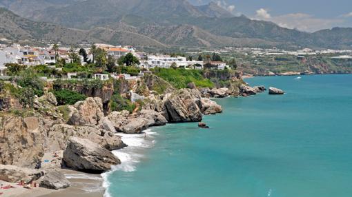 Tres días en las playas de Nerja para disfrutar este verano