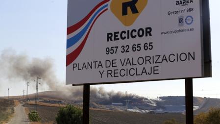 Instalaciones de Recicor durante el incendio