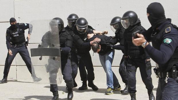 Exhibición de la Policía Local de Málaga