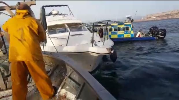 Captura de uno de los videos difundidos por Eduardo Ramos, uno de los pescadores afectados.