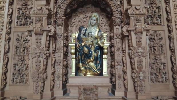 Retablo de Santa Ana restaurado por el tallista cordobés Manuel Valverde