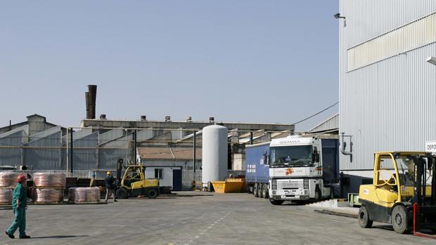 Exterior de la factoría de Cunext Cooper, que encabeza el comercio exterior industrial