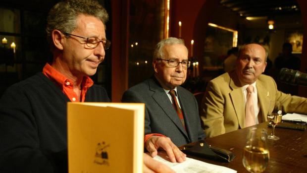 José Campos, en primer término, junto a Pablo García Baena en Bodegas Campos