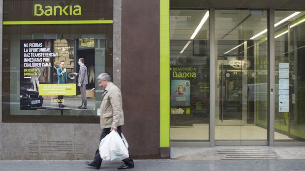 oficina bankia malaga el n 250 mero de trabajadores de la banca cae en c 243 rdoba a 2 oficina bankia malaga el n 250 mero de trabajadores de la banca cae en c 243 rdoba a 2