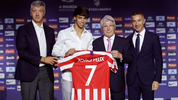 Joao Félix desbanca a Griezmann