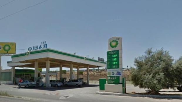 La gasolinera está entre la A-92 y la carretera Alcalá-Gandul