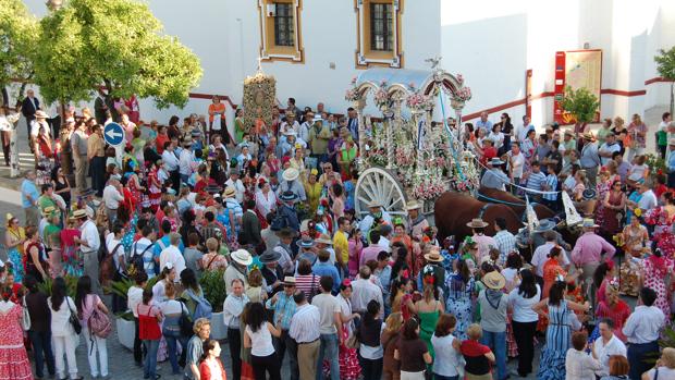 Carreta y simpecado de la hermandad rociera de Sanlúcar la Mayor