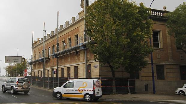 oficina de hacienda sevilla hacienda redistribuye sus sedes en sevilla oficina de hacienda sevilla hacienda redistribuye sus sedes en sevilla