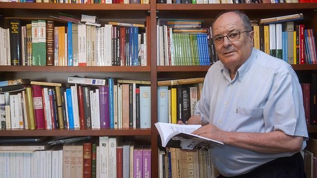 El autor, Carlos Ros