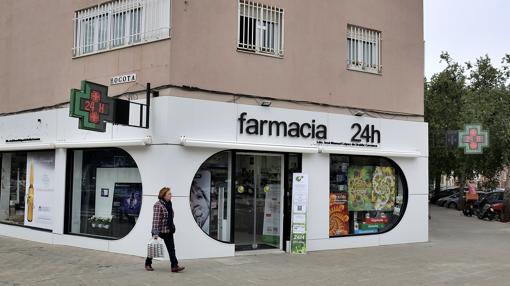 Farmacia en la calle Bogotá