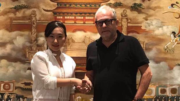 Wan Shan, de la Universidad Politécnica de Xian, y Kurt Grötsch
