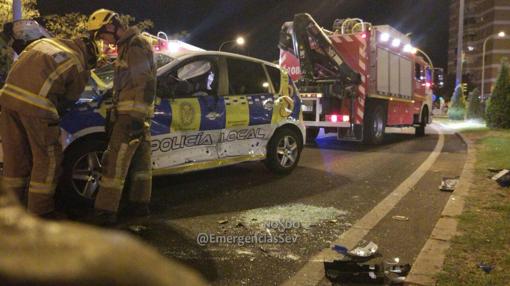 Estado en el que quedó el vehículo de la Policía Local