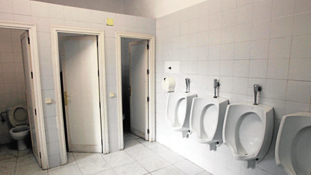 Baños en la Audiencia